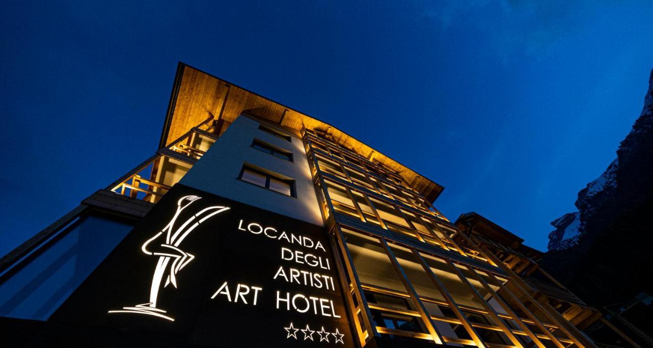 Locanda Degli Artisti Art Hotel Canazei Dış mekan fotoğraf