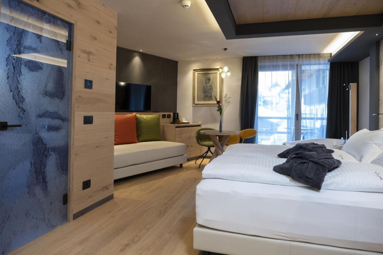 Locanda Degli Artisti Art Hotel Canazei Dış mekan fotoğraf